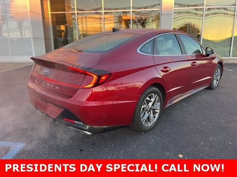 Used 2023 Hyundai Sonata SEL w/ Cargo Package image 3