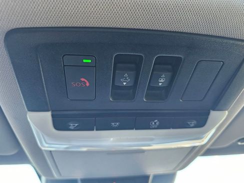 Used 2023 Nissan Rogue SL image 28