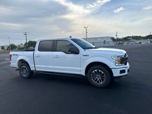 Used 2020 Ford F150 XLT w/ Equipment Group 302A Luxury AWD/4WD image 18