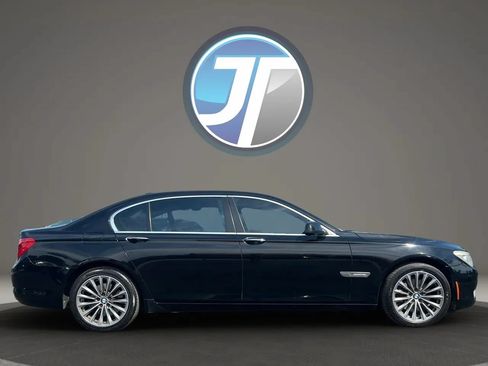 Used 2012 BMW 740Li RWD image 7