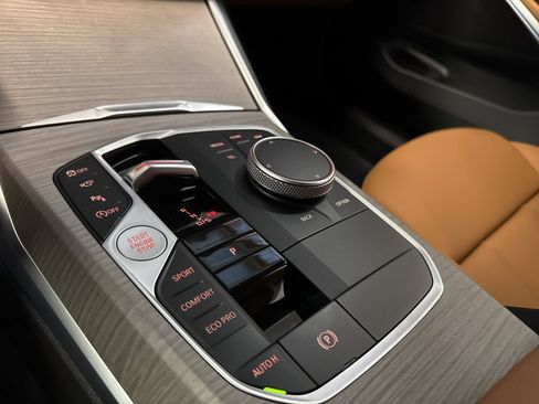 Used 2025 BMW 330i xDrive Sedan image 31