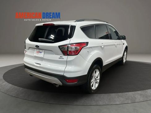 Used 2018 Ford Escape SE AWD/4WD image 5