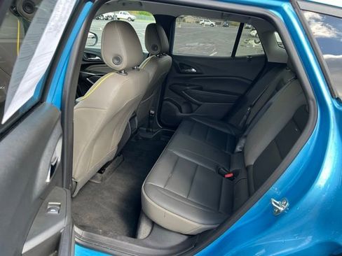 Certified 2025 Chevrolet Trax ACTIV w/ Driver Confidence Package FWD image 8