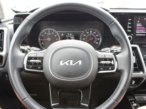 Used 2023 Kia Sorento X-Line EX AWD/4WD image 13
