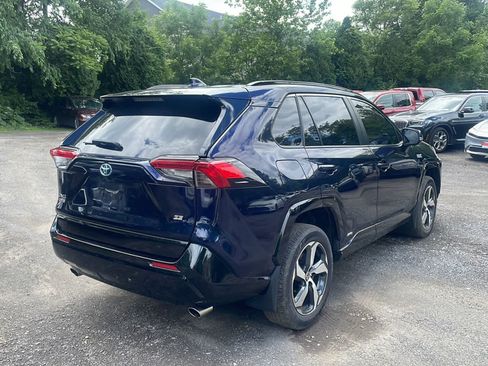 Used 2023 Toyota RAV4 SE w/ Weather & Moonroof Package AWD/4WD image 10