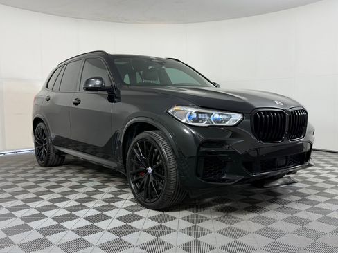 Used 2023 BMW X5 M50i w/ Executive Package image 7