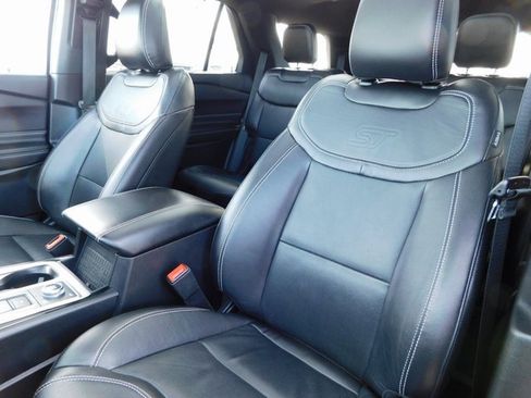 Used 2022 Ford Explorer ST w/ Equipment Group 401A image 16