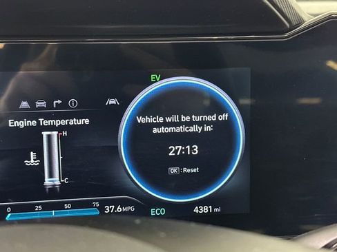 Certified 2025 Hyundai Elantra Limited image 48