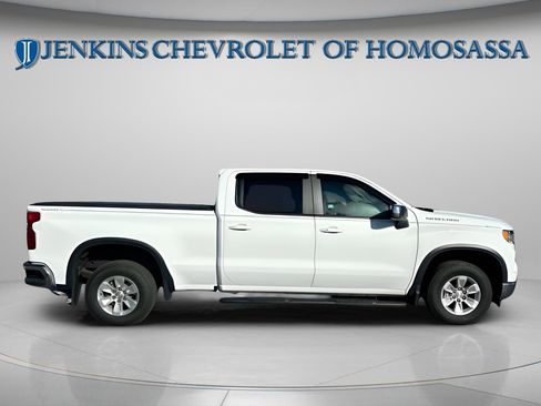 Used 2023 Chevrolet Silverado 1500 LT image 1