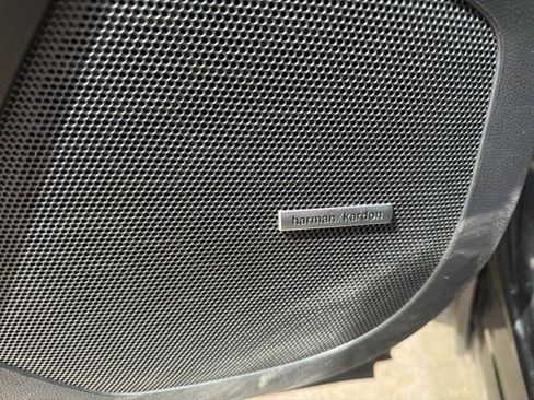 Used 2023 Subaru Ascent Limited w/ Technology Package image 14