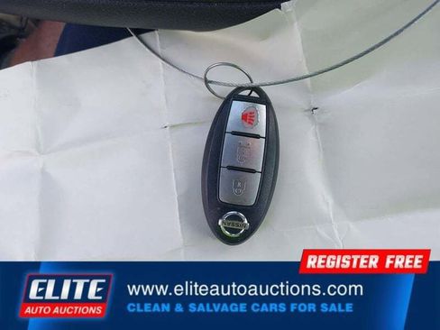 Used 2020 Nissan Kicks S FWD image 21