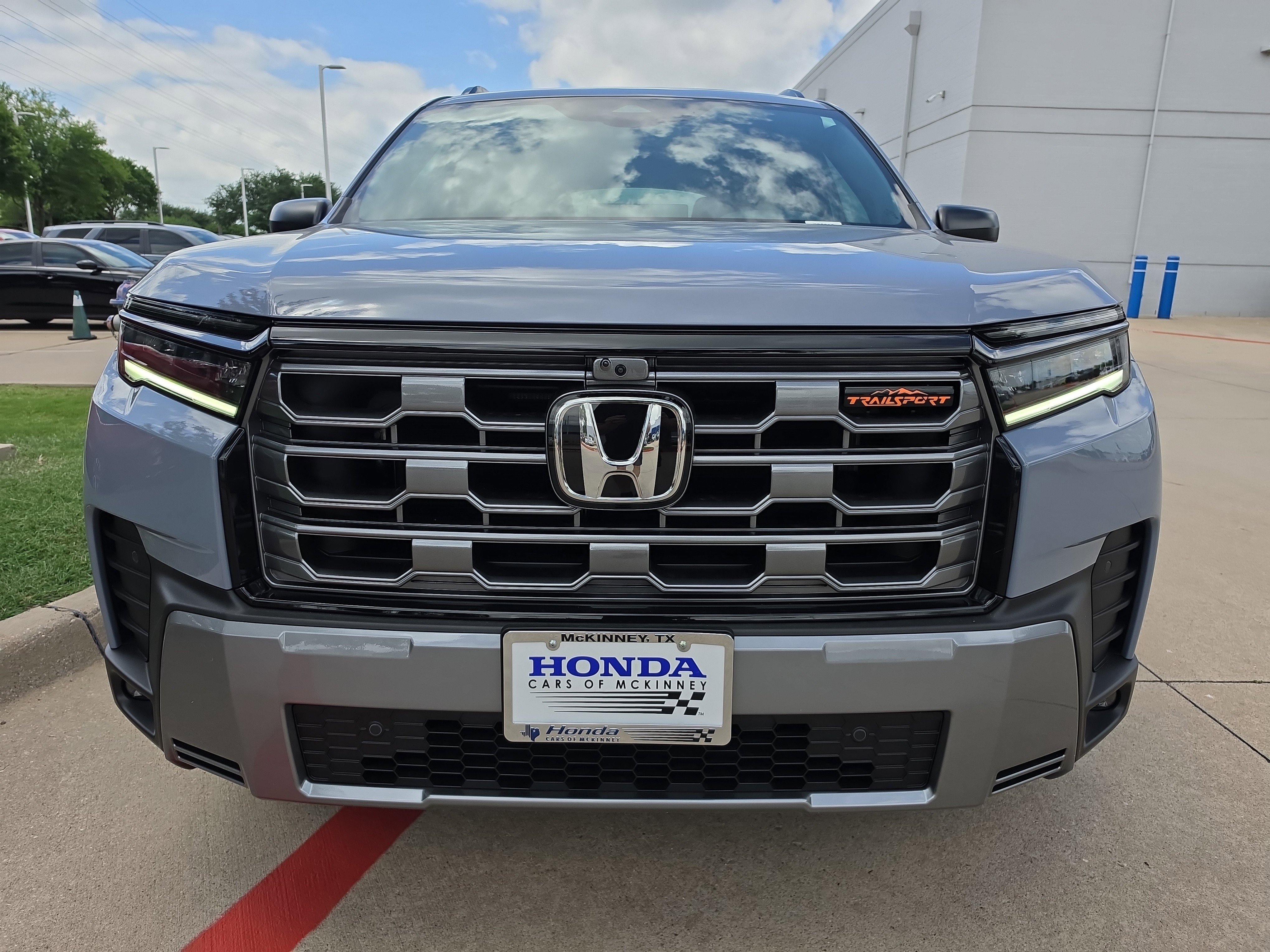 New 2026 Honda Pilot TrailSport image 3