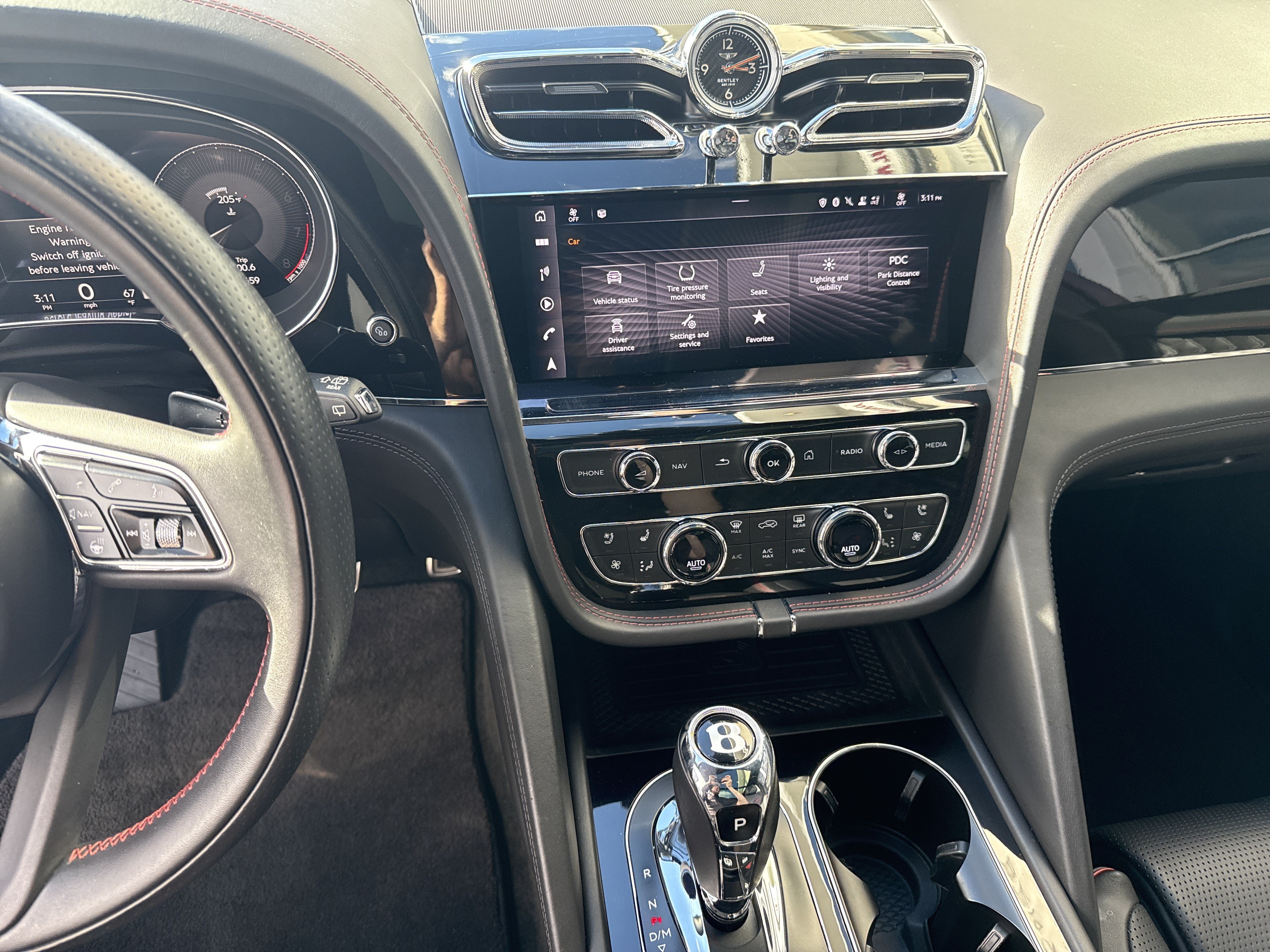 Used 2022 Bentley Bentayga AWD/4WD image 18