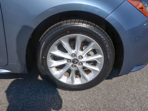 Used 2020 Toyota Corolla LE w/ LE Premium Package image 16