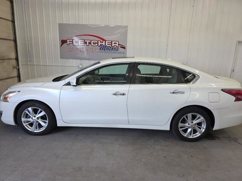 Used 2015 Nissan Altima 2.5 SL w/ Technology Package image 7