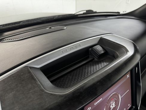 Used 2021 RAM 1500 Big Horn AWD/4WD image 42