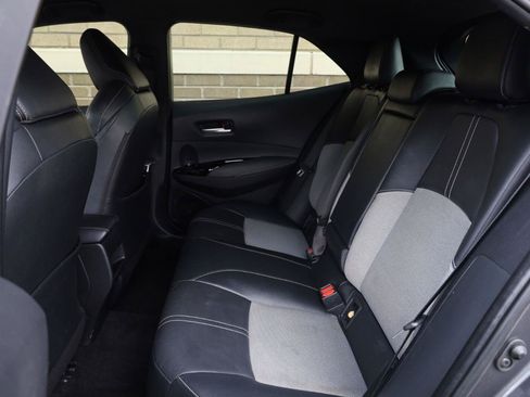 Used 2022 Toyota Corolla XSE FWD image 19