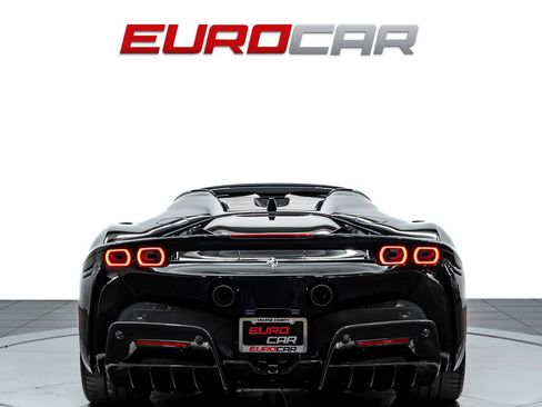 Used 2023 Ferrari SF90 Spider AWD/4WD image 5