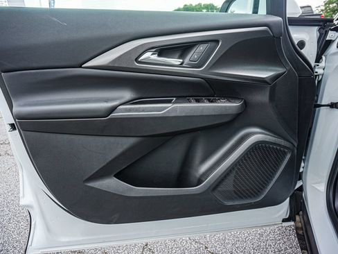 New 2026 Chevrolet Equinox EV LT FWD image 44