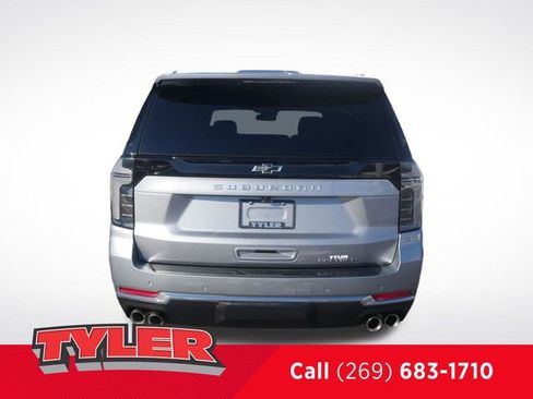 New 2026 Chevrolet Suburban Premier w/ Sun And Tow Package AWD/4WD image 7