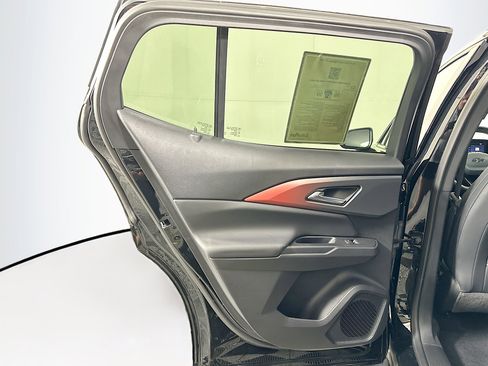 Used 2024 Chevrolet Equinox EV RS FWD image 26