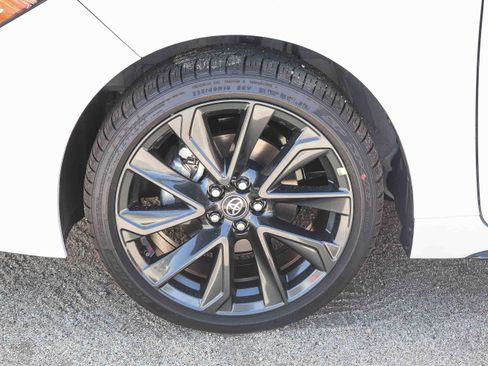 New 2026 Toyota Corolla SE w/ SE Package FWD image 11