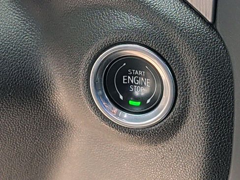 Used 2020 GMC Sierra 1500 Denali w/ Denali Premium Package AWD/4WD image 23