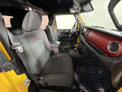 Used 2020 Jeep Wrangler Rubicon w/ Steel Bumper Group image 26