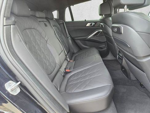 Used 2026 BMW X6 M60i AWD/4WD image 19
