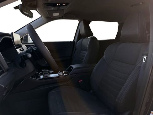 New 2026 Mitsubishi Outlander SE image 15