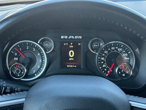Used 2024 RAM 1500 Big Horn AWD/4WD image 33