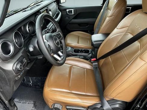 Used 2023 Jeep Wrangler Unlimited Sahara w/ Cold Weather Group AWD/4WD image 10