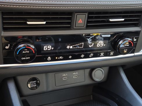 New 2026 Nissan Rogue SV w/ SV Premium Package image 14