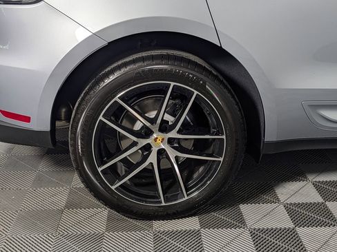 New 2026 Porsche Macan AWD/4WD image 13