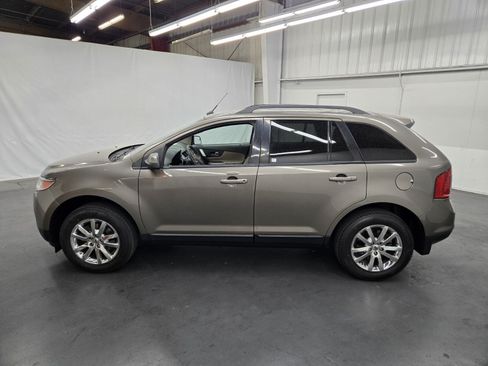 Used 2014 Ford Edge SEL w/ Equipment Group 204A FWD image 2