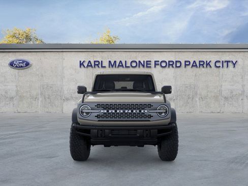 New 2025 Ford Bronco Badlands image 6