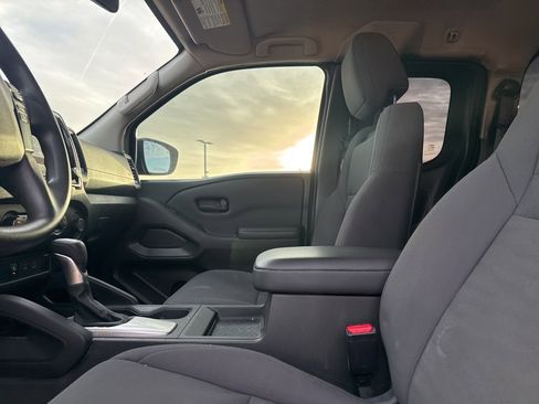 Used 2023 Nissan Frontier S w/ Technology Package image 29
