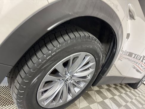 Used 2024 MAZDA CX-90 3.3 Turbo w/ Preferred Plus image 32