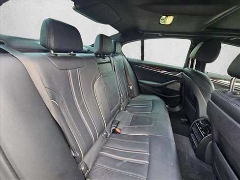 Used 2019 BMW 540i image 14