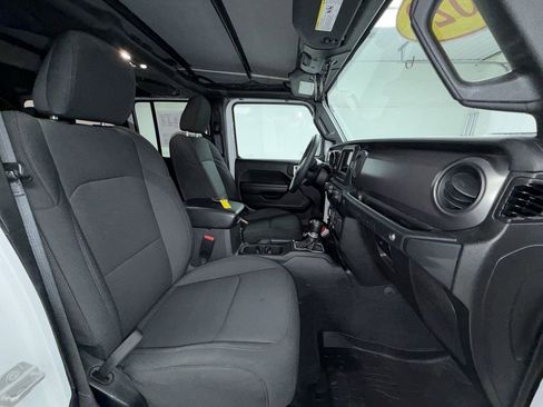 Used 2023 Jeep Wrangler Unlimited Sport AWD/4WD image 13