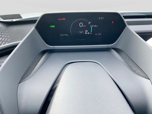 Used 2023 Subaru Solterra AWD image 20