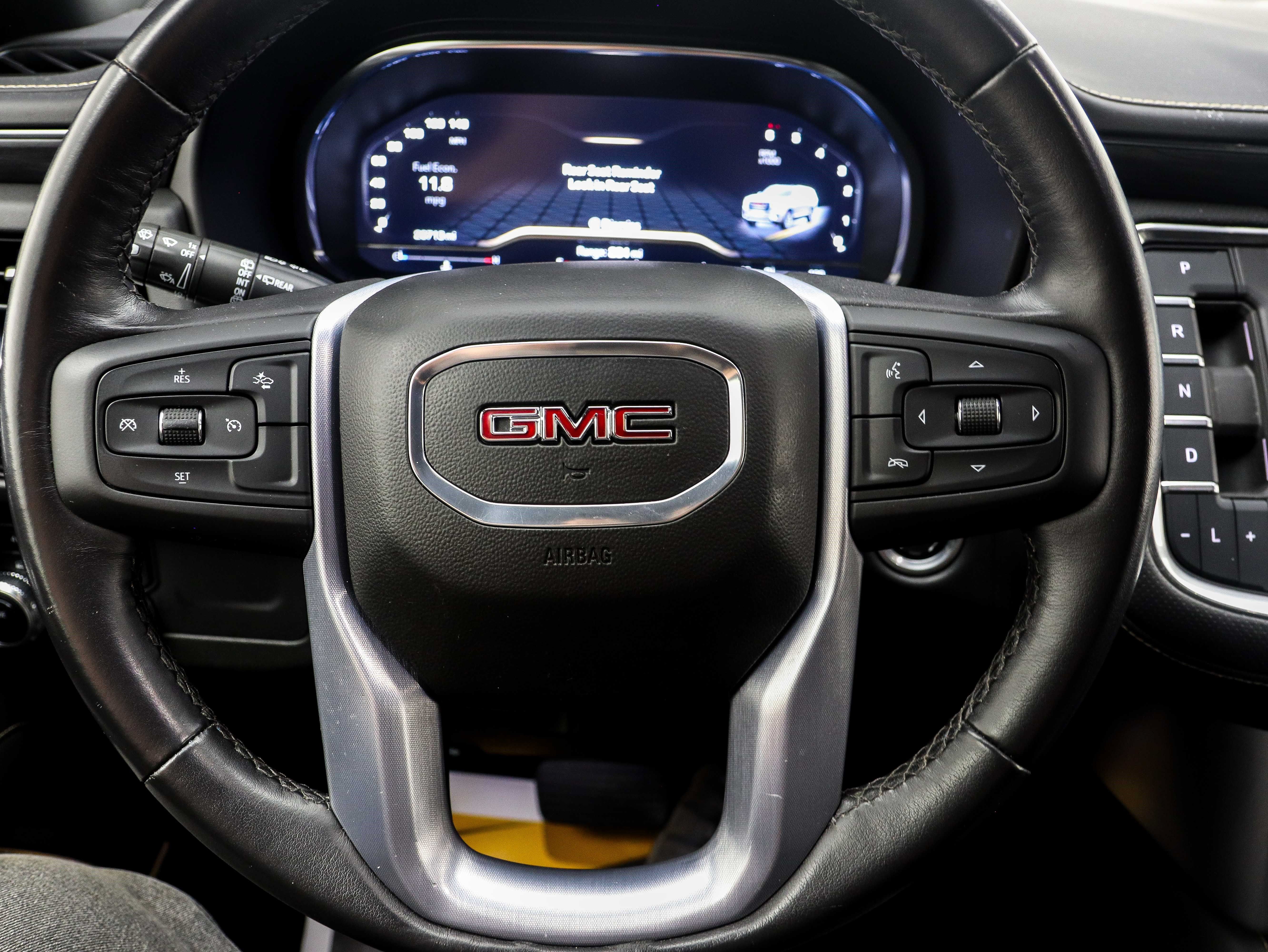Used 2022 GMC Yukon XL SLT AWD/4WD image 19