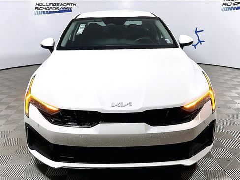 Used 2025 Kia K5 LXS FWD image 2