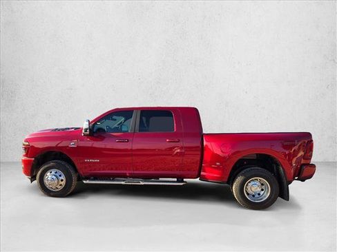 Used 2026 RAM 3500 Laramie w/ Sport Appearance Package AWD/4WD image 5