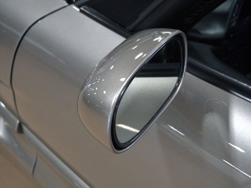 Used 2001 Chevrolet Corvette Convertible w/ Preferred Equipment Group2 image 15