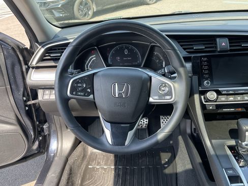 Used 2020 Honda Civic Touring image 13