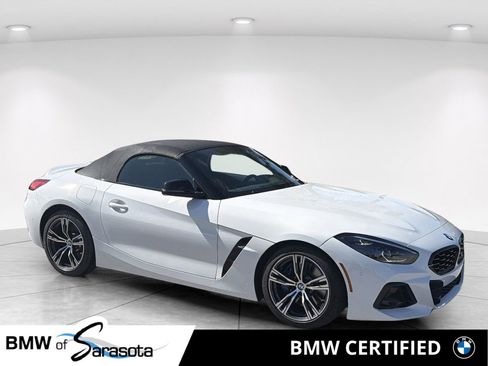 Certified 2026 BMW Z4 M40i RWD image 1