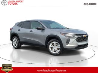 Used 2024 Chevrolet Trax LS w/ Driver Confidence Package FWD video 1