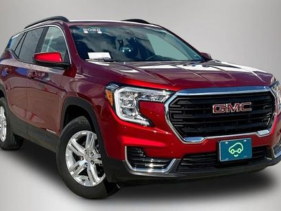 Used 2022 GMC Terrain SLE w/ Driver Convenience Package
