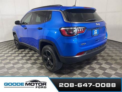 Used 2021 Jeep Compass Latitude w/ Driver Assistance Group AWD/4WD image 5
